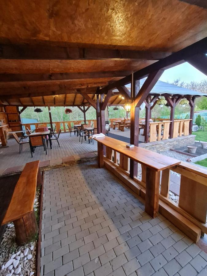 Pensiunea Brazi Turda Buitenkant foto