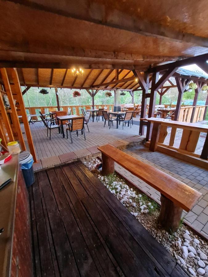 Pensiunea Brazi Turda Buitenkant foto